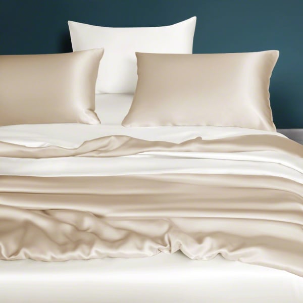 Beige Élise Soie - Mulberry Silk Bed Ensemble Set