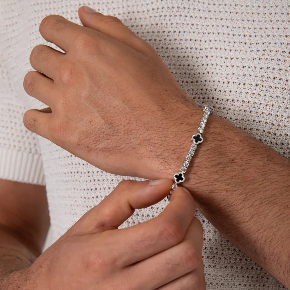 White Luminara Clover Bracelet