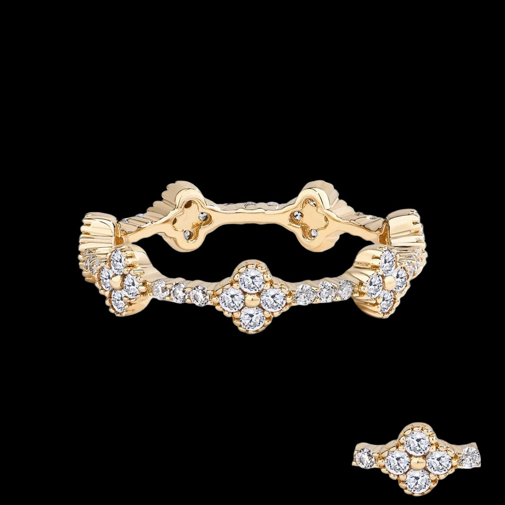 WHITE CLOVER 18K MOISSANITE RING
