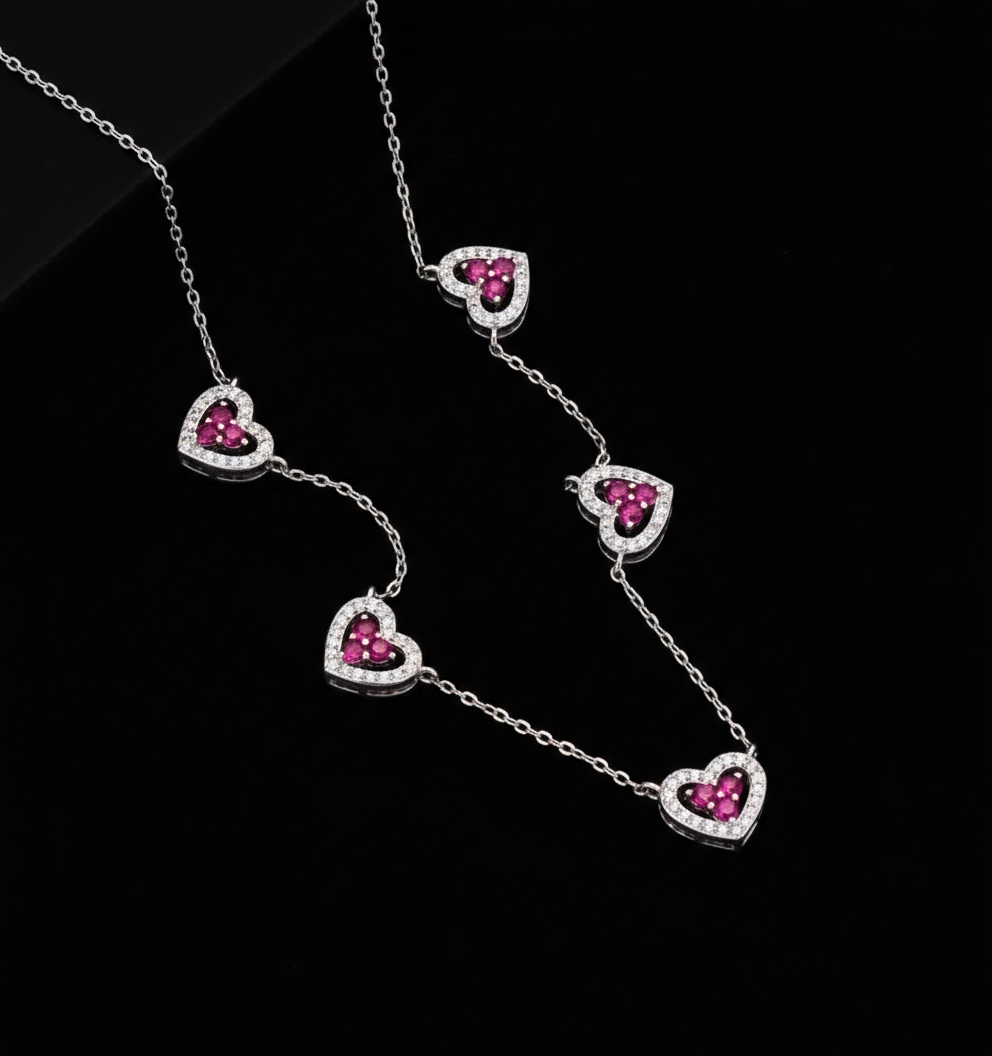 AMOURIA Five Hearts Necklace