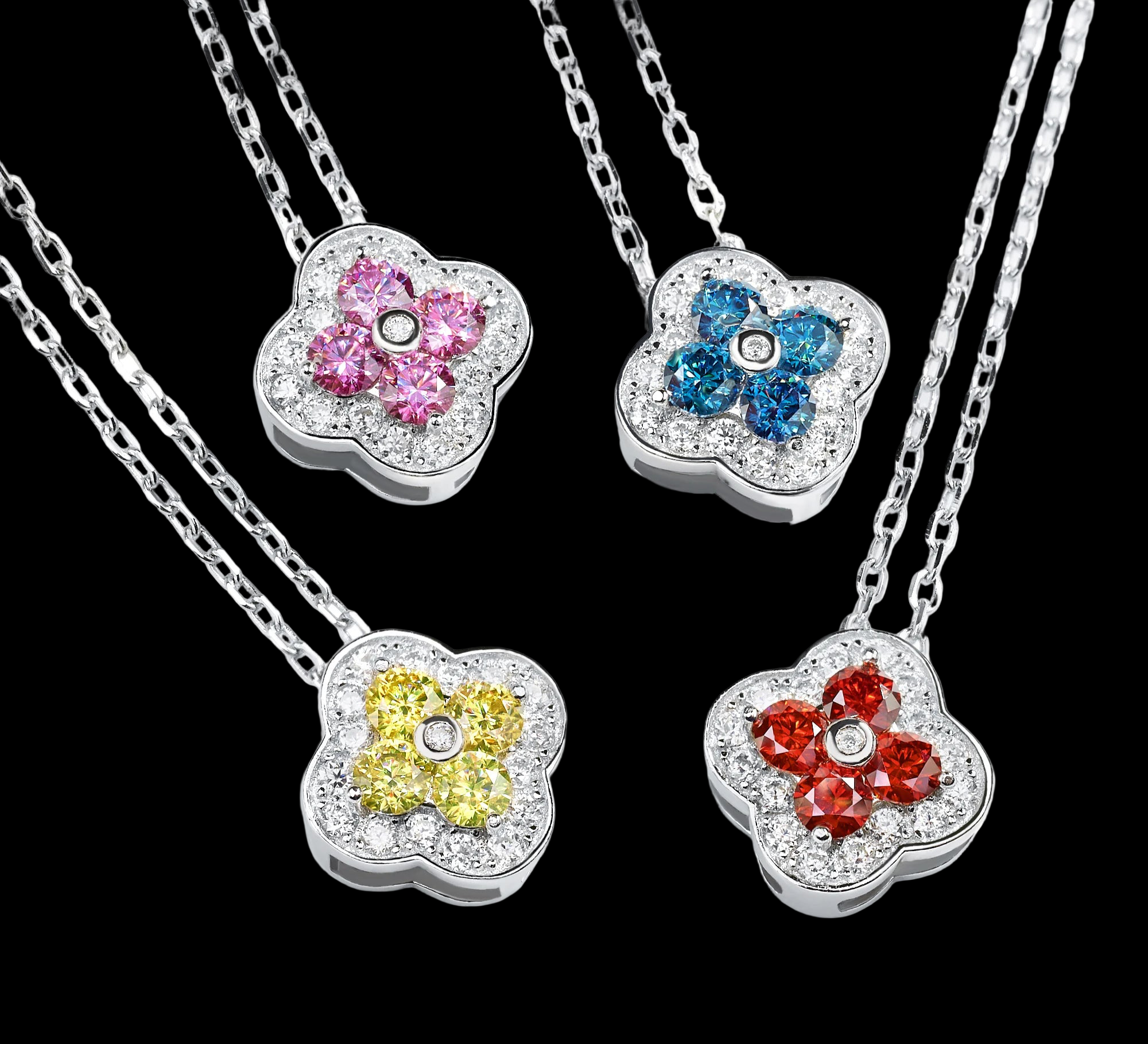 Eterna Lux Moissanite Pendant