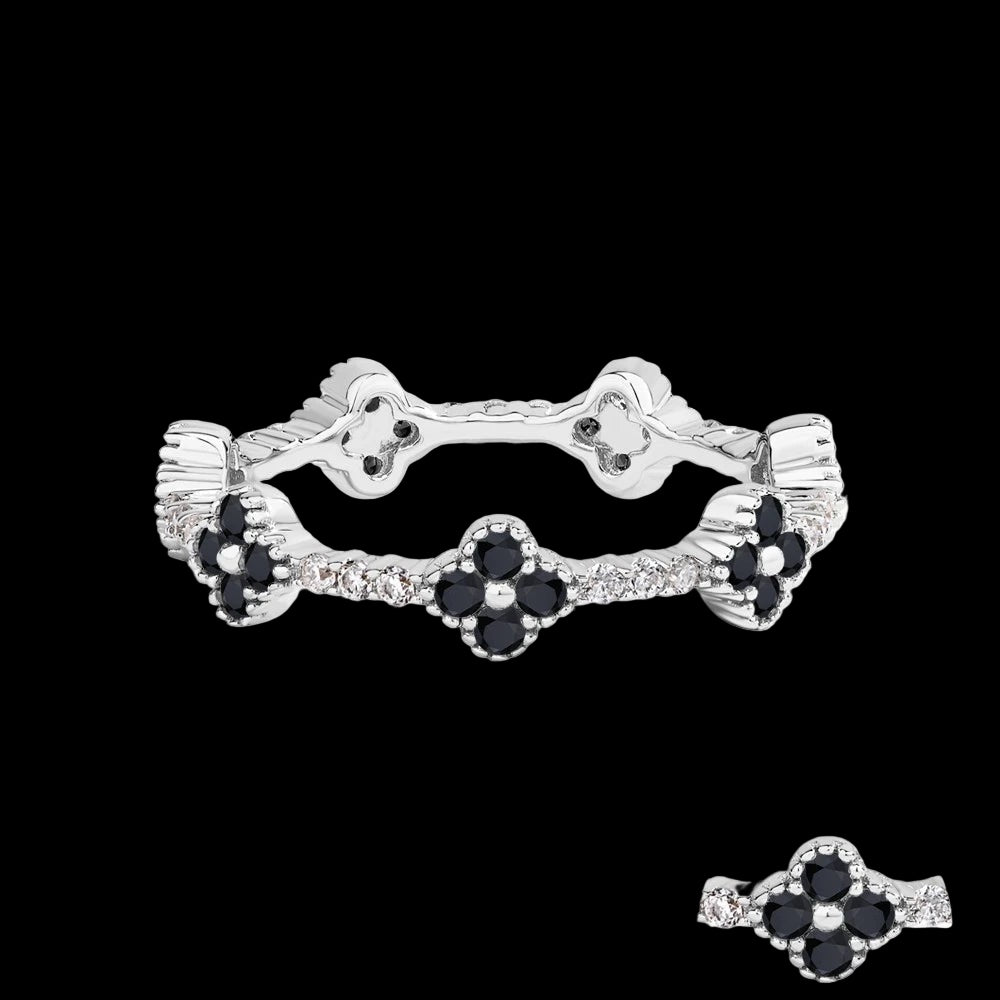 BLACK CLOVER 18K MOISSANITE RING