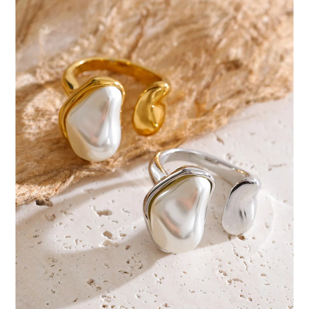 Pearls Adjustable Ring