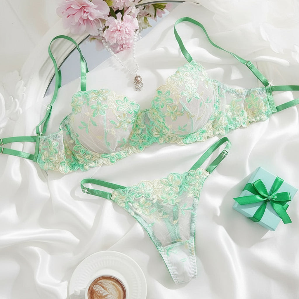 ULTRA-THIN LINGERIE SET