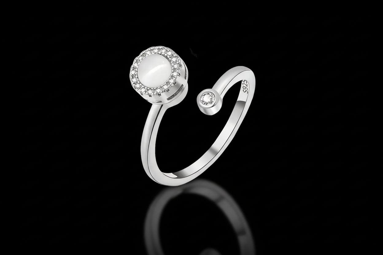 Lune meditation 18K Gold Plated ring