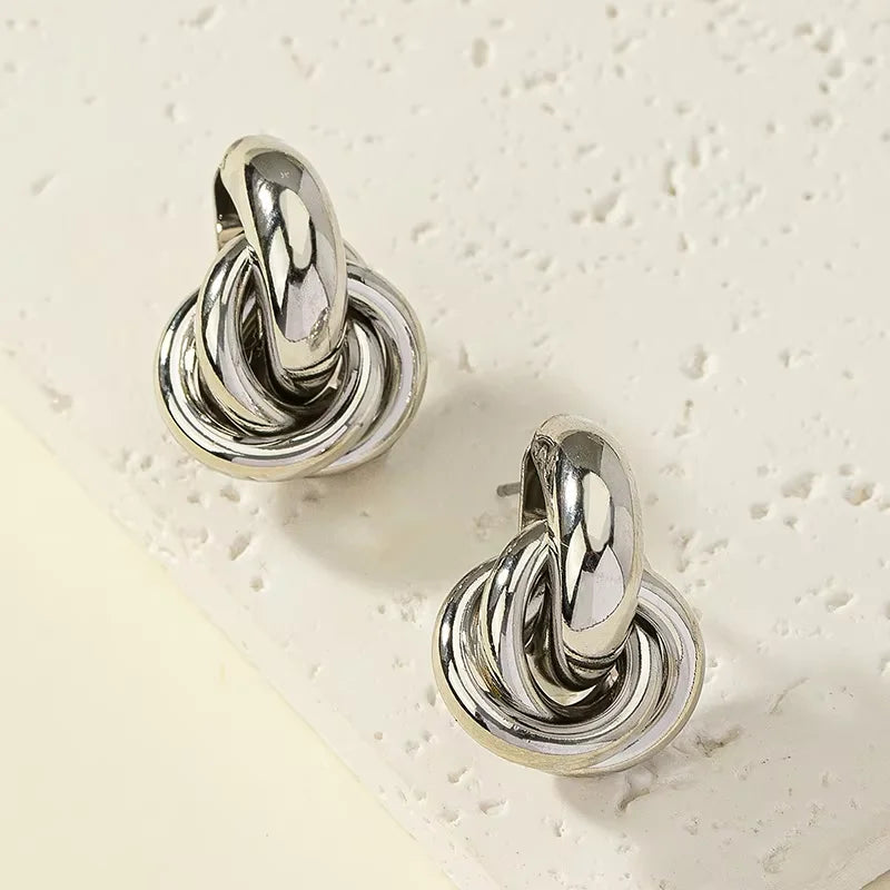ELARA Knot Stud Earrings
