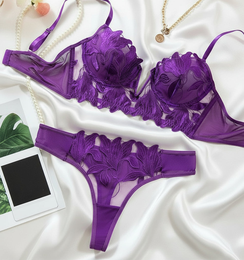 Éternelle Bloom Lingerie Set