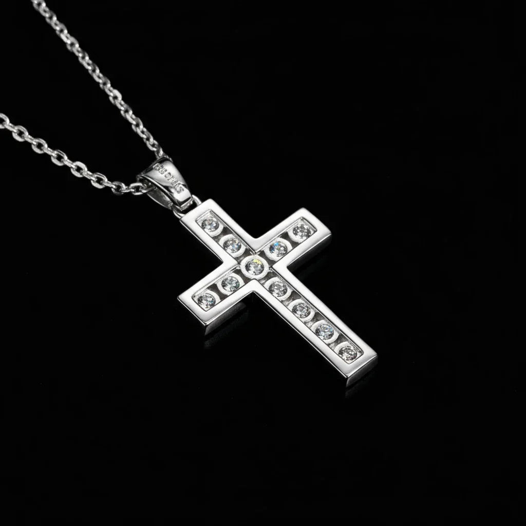 Divina MOISSANITE