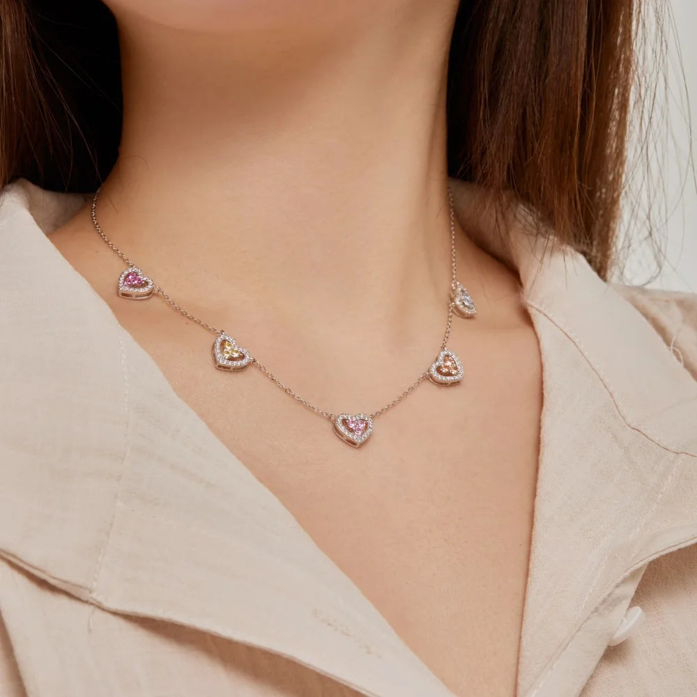 AMOURIA Five Hearts Necklace