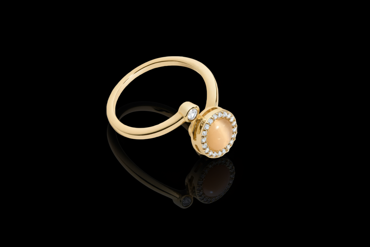 Lune meditation 18K Gold Plated ring