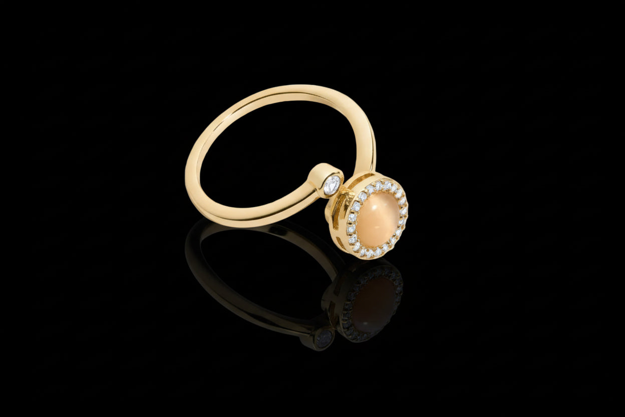 Lune meditation 18K Gold Plated ring