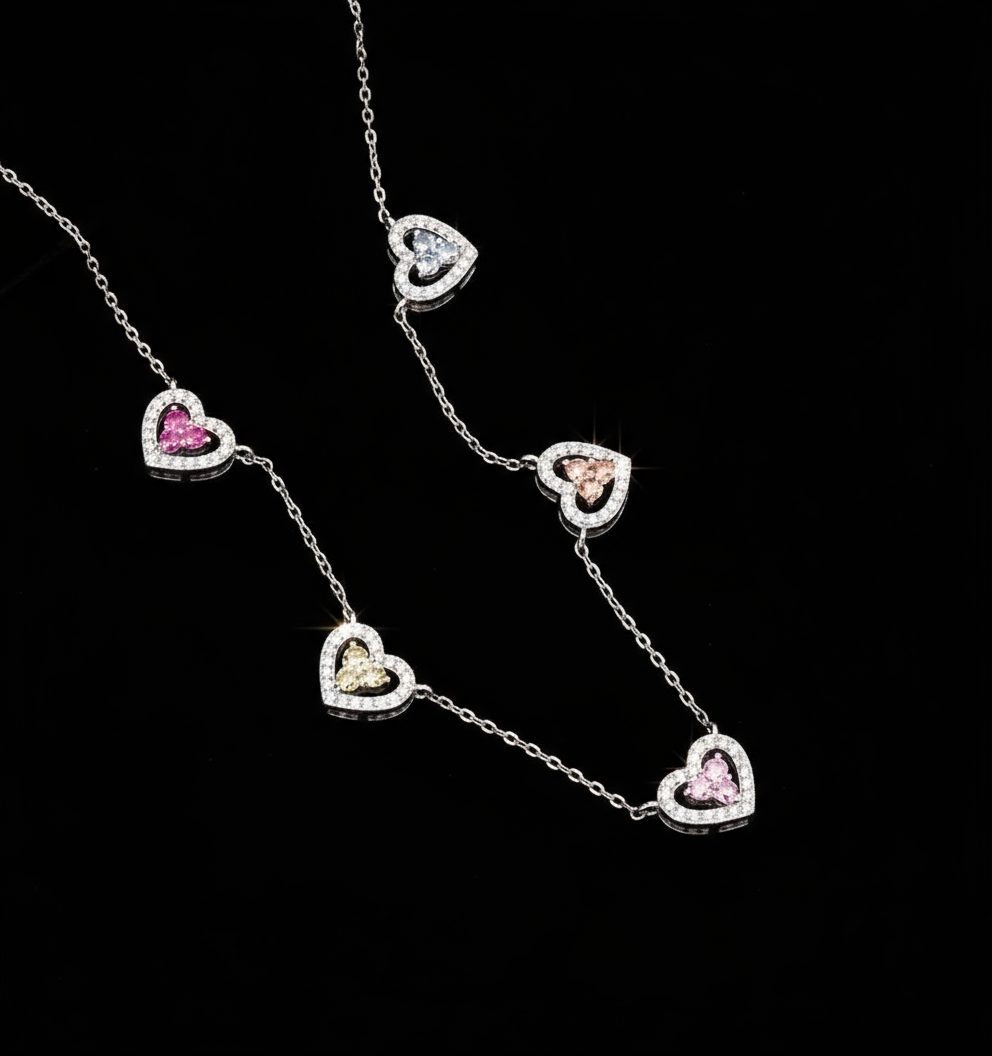 AMOURIA Five Hearts Necklace
