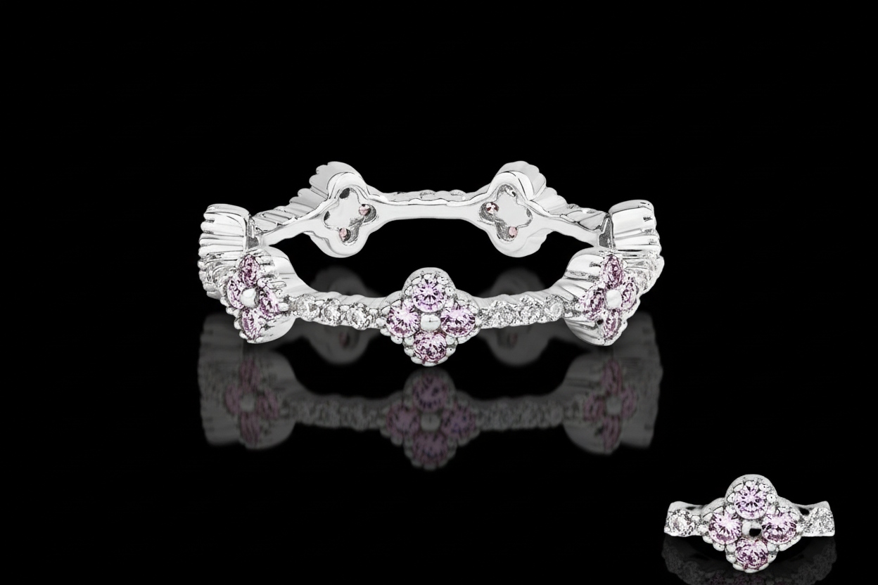 PINK CLOVER 18K MOISSANITE RING