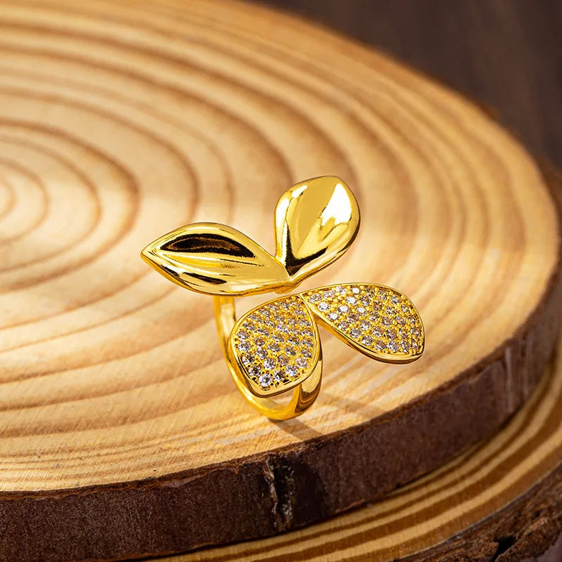 Aurielle 24K Gold Grass Ring
