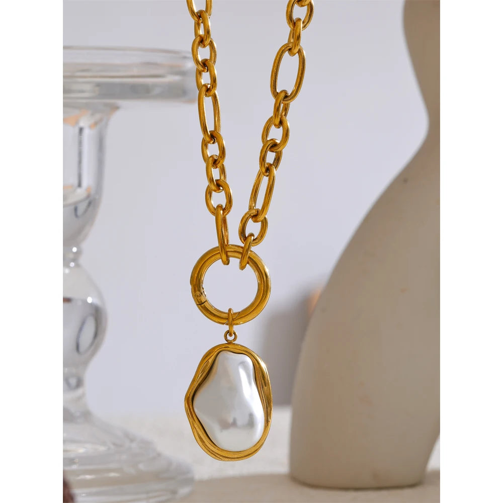Baroque Simulated Pearls Golden Pendant Necklace 18K PVD Plated