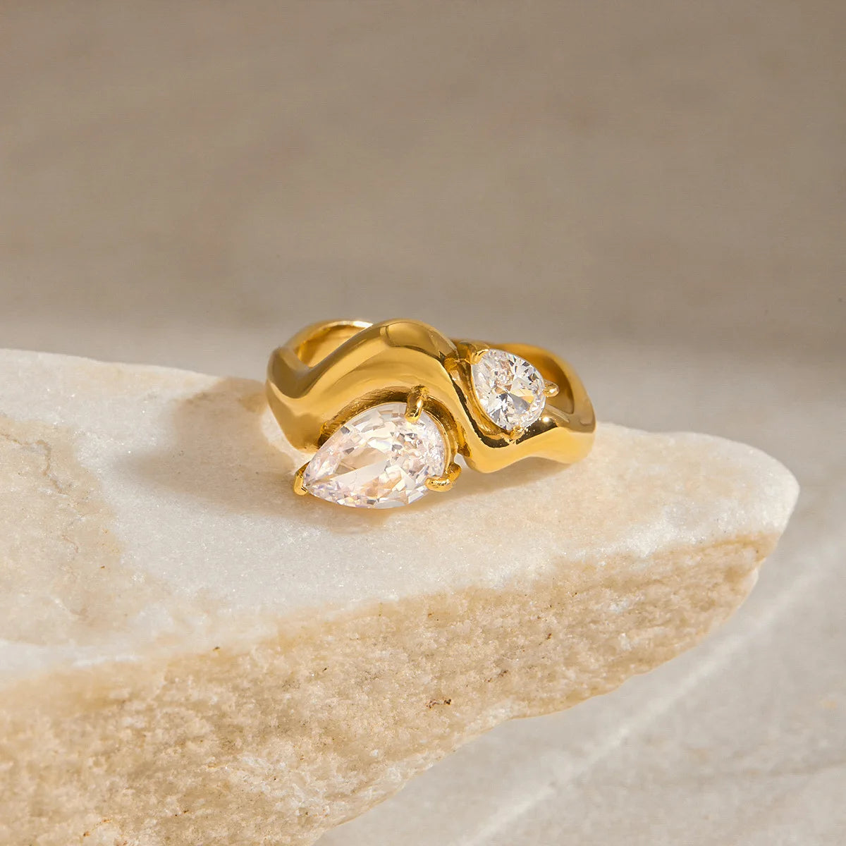 18K Gold Color PlatedTwistable Ring