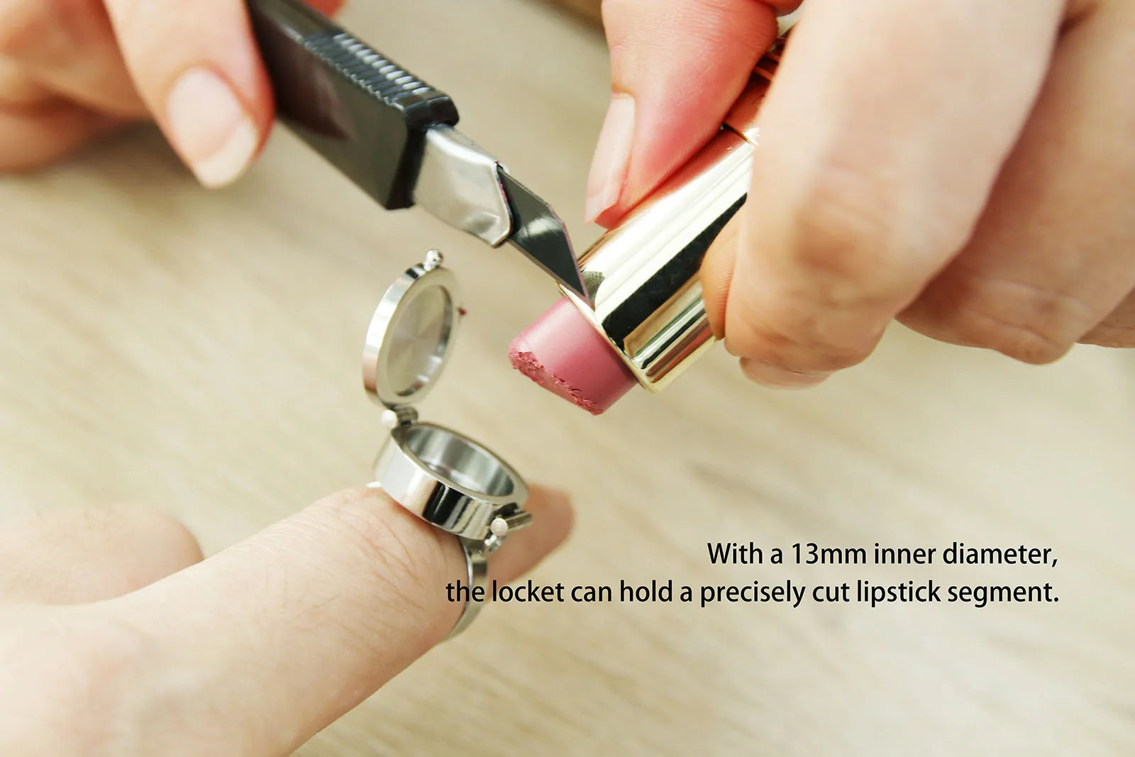 Aurielle 18K Lip Balm Ring