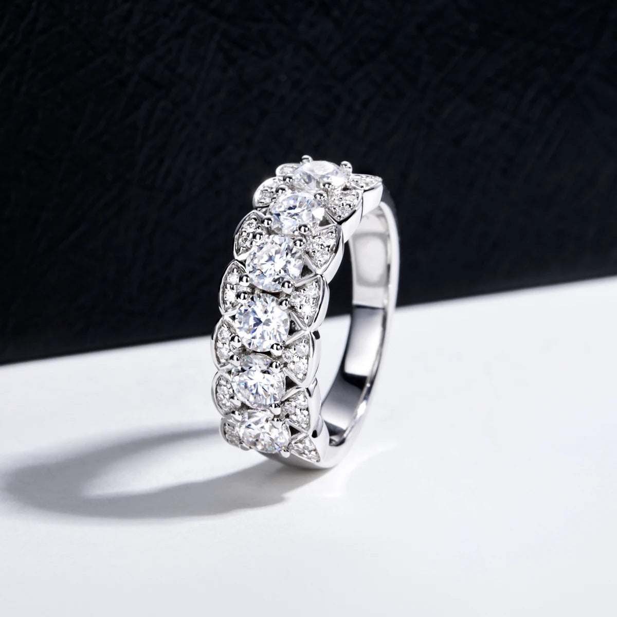 Sixième Éclat VVS1 D MOISSANITE