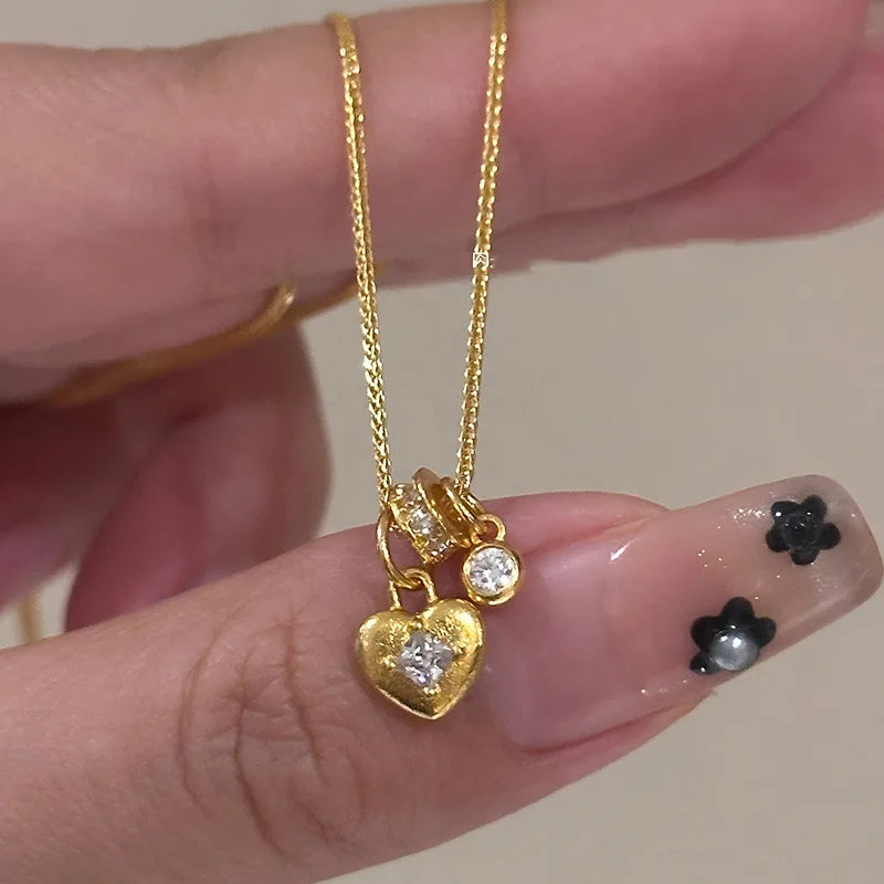 Exquisite heart-shaped necklace