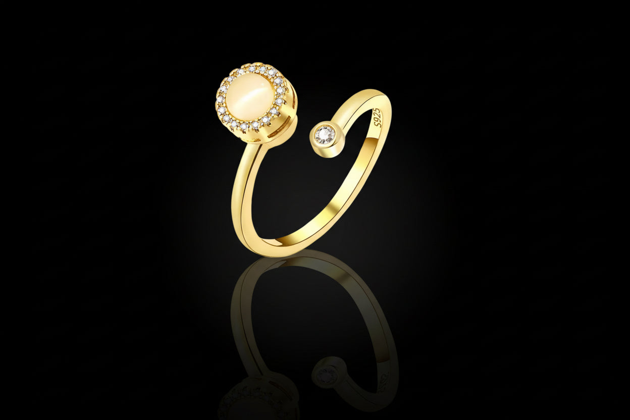 Lune meditation 18K Gold Plated ring