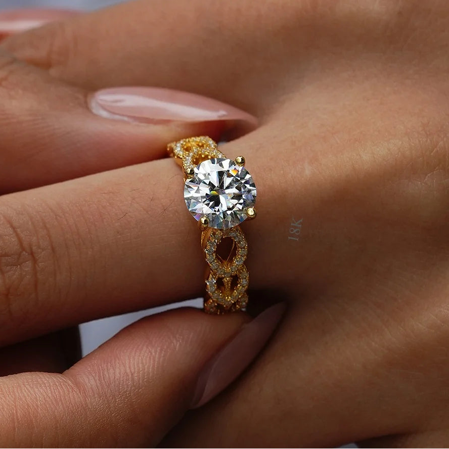 Four-Claw Moissanite Ring