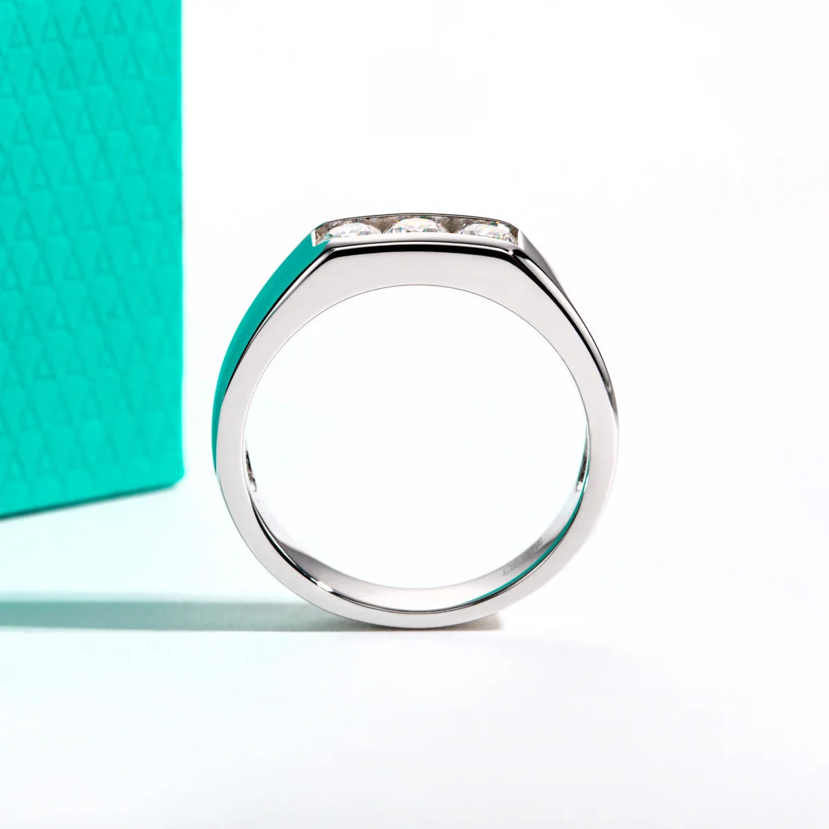 Lioel 18K