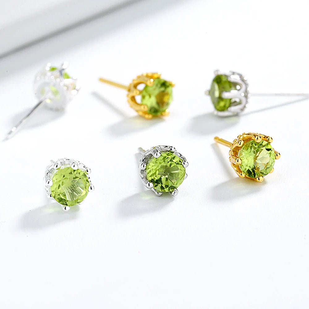 Verdéa Peridot Stud Earrings