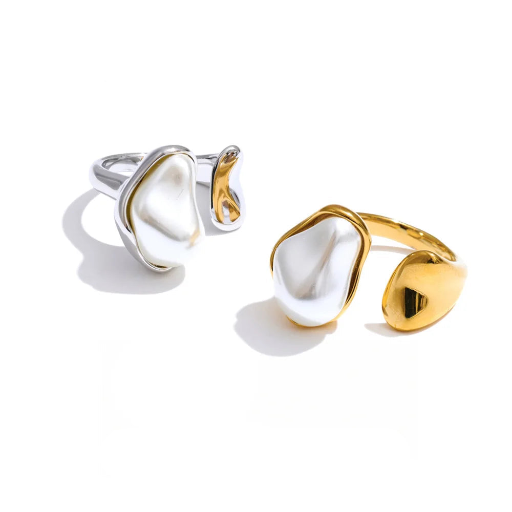 Pearls Adjustable Ring