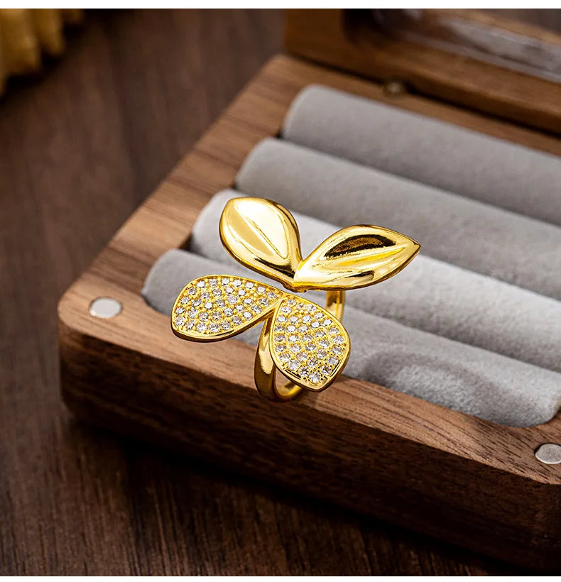 Aurielle 24K Gold Grass Ring